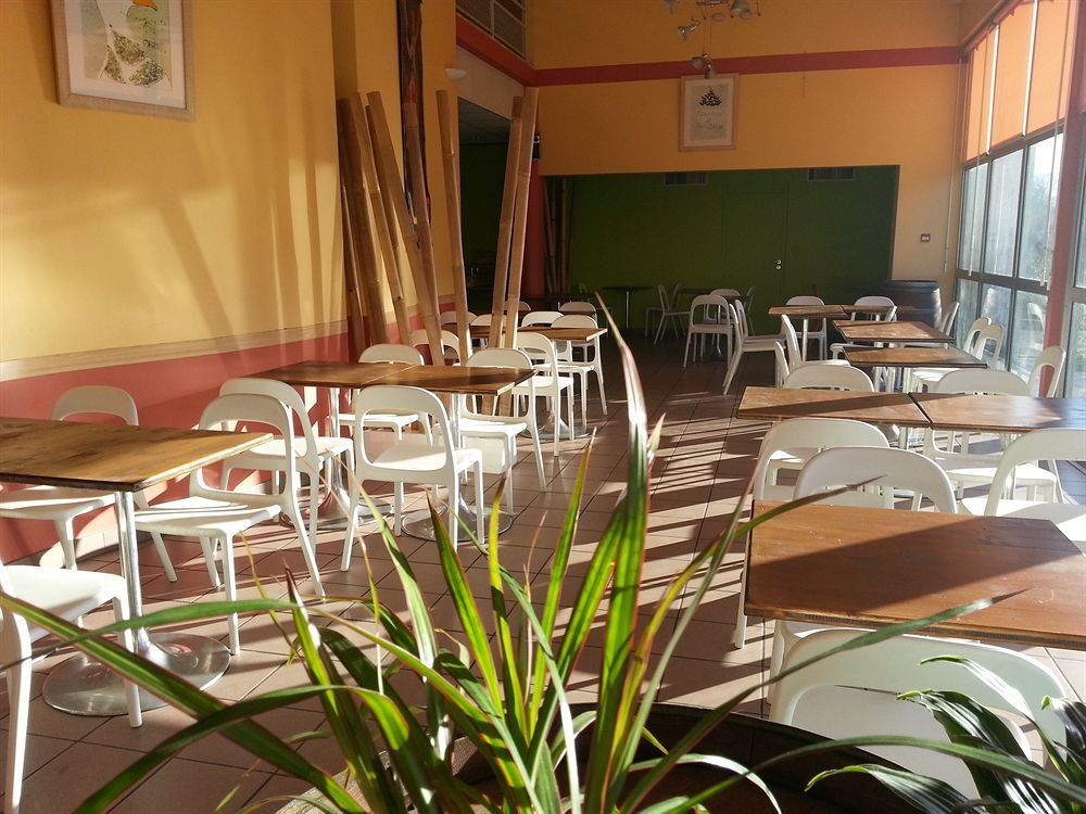 Auberge De Jeunesse Hi Bordeaux-Blanquefort - Ex Otellia Kültér fotó